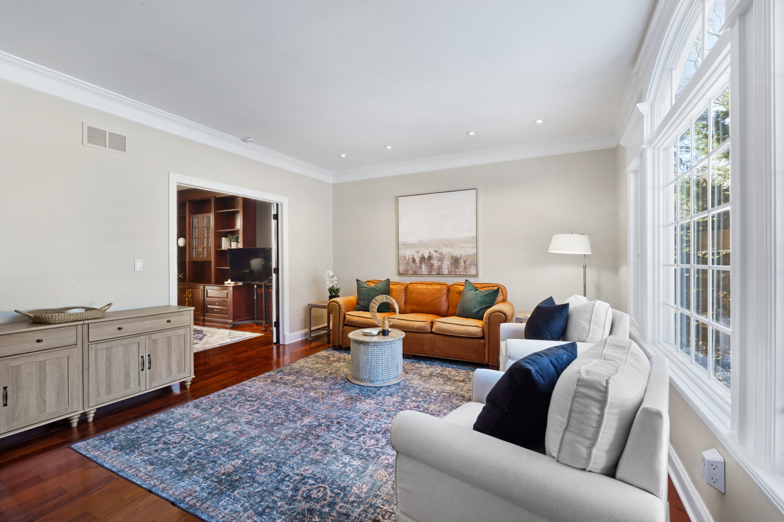 A luxury staged living room in NJ